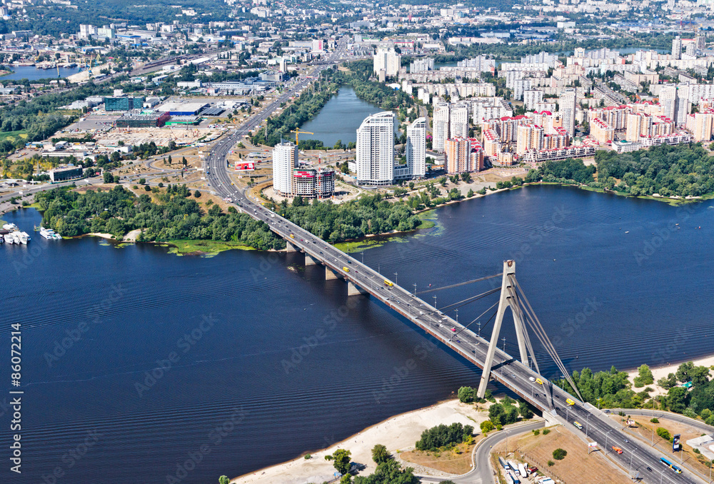 Kiev, Moscow bridge