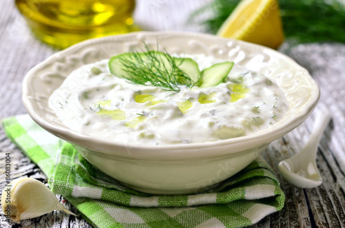 Fotografía Tzatziki - traditional greek sauce.