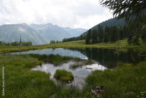 escursione in famiglia montagna camminata camminare nordic walking