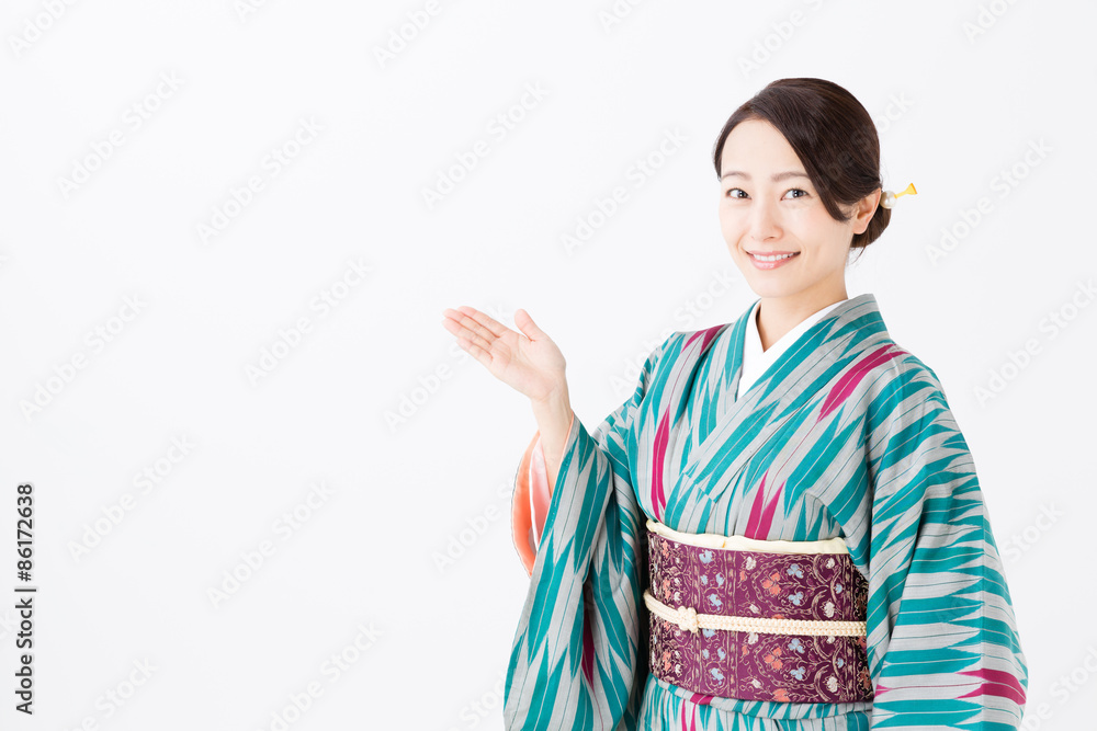 Fototapeta premium portrait of asian woman wearing kimono