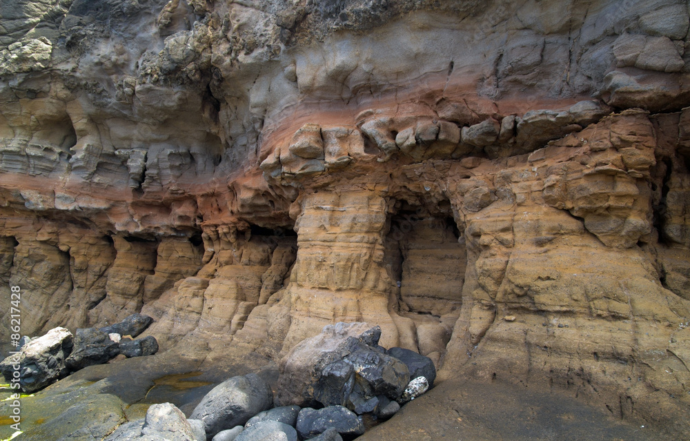 natural colonnade - eroded strata