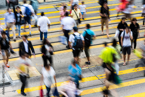 Canvas Print Busy Crossing Street in Hong Kong