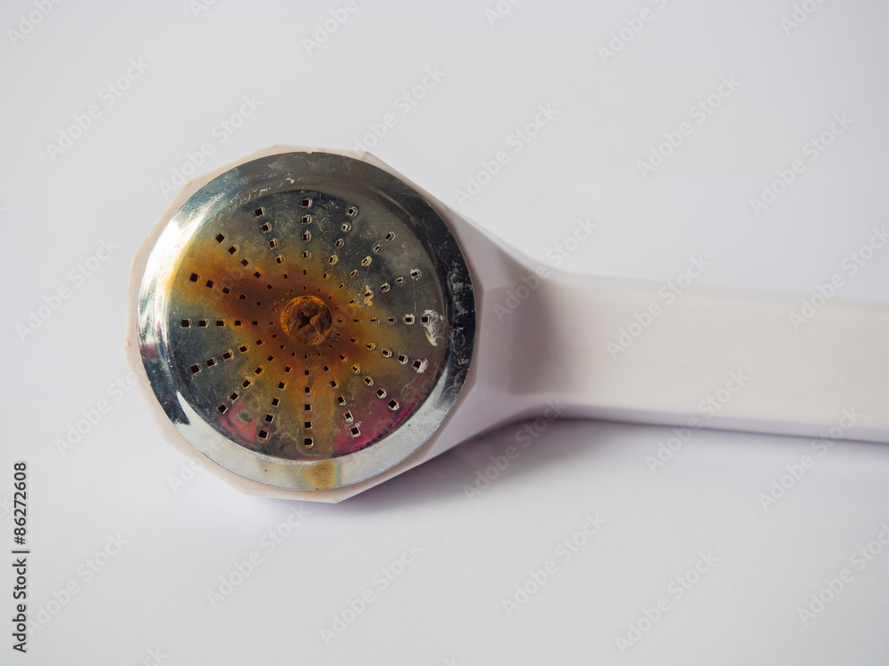 Foto de Rusty old on shower head, Due to the water immersion, In a ...