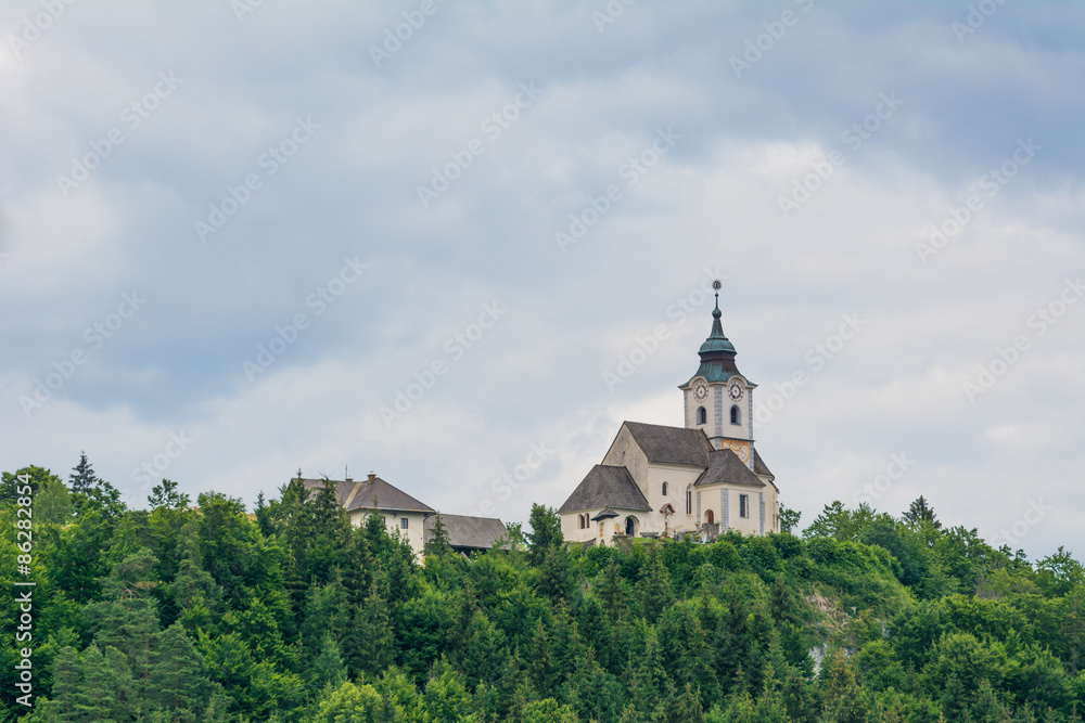 Bergkirche in den Slowenischen Alpen