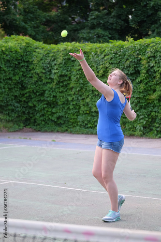 The image of girl plays tennis © Dmitry Vereshchagin
