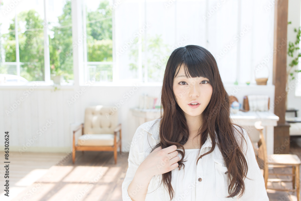 爽やかな女性 爽やかな女性