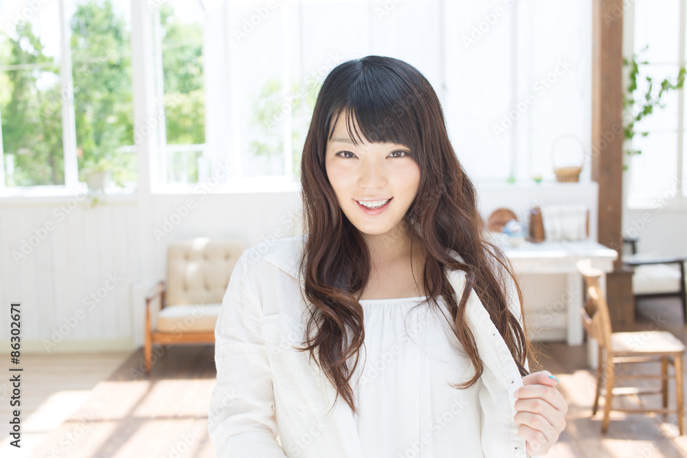 爽やかな女性 爽やかな女性