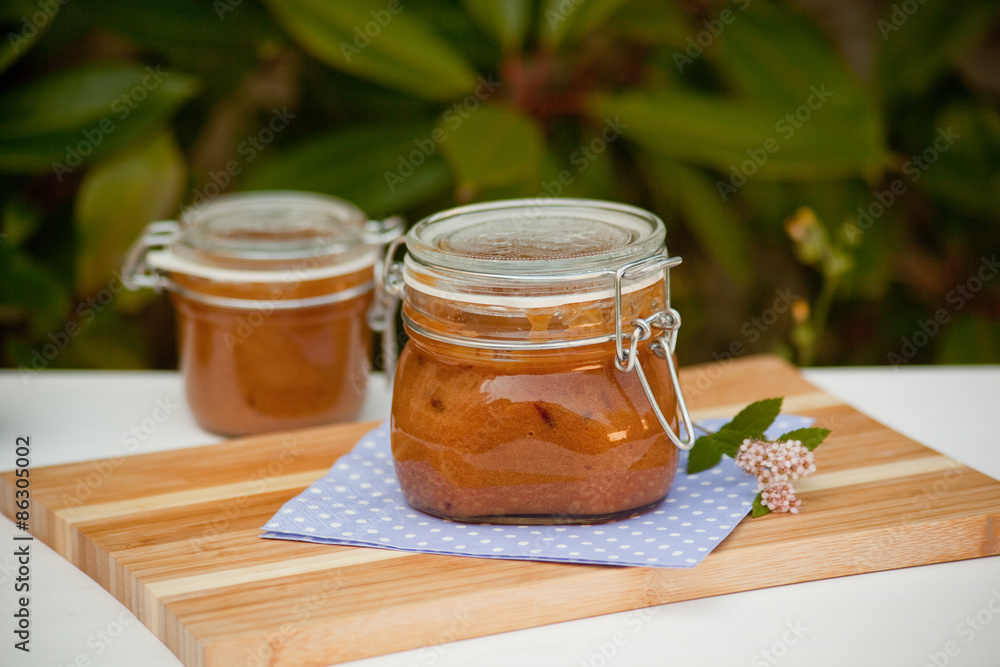 Selbstgemachte Marmelade Selbstgemachte Marmelade