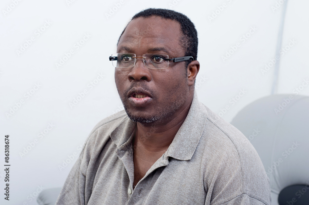 Obraz premium surprised man