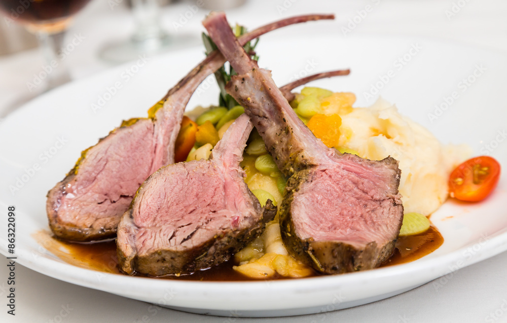 Lamb Chops on Vegetables Lamb Chops on Vegetables