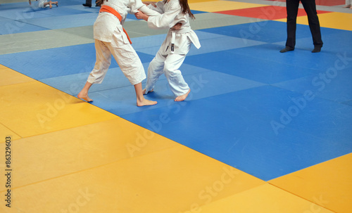 battle young judo athletes