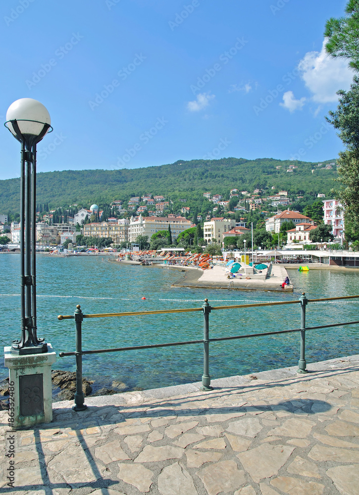 Fototapeta premium Seepromenade im Seebad Opatija in der Kvarner Bucht,Istrien,Adria,Kroatien