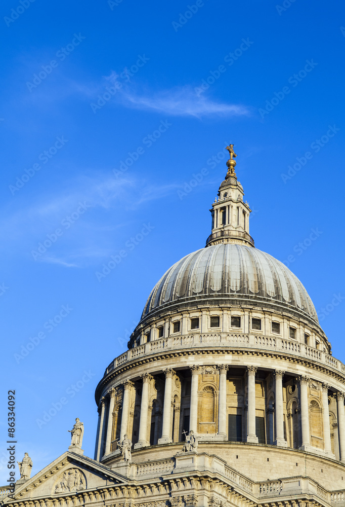 Fototapeta premium St. Pauls Cathedral in London
