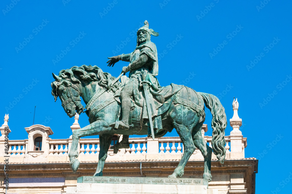 Fototapeta premium Monument to Jaime Conquistador in Jardines del Parterre in Valen