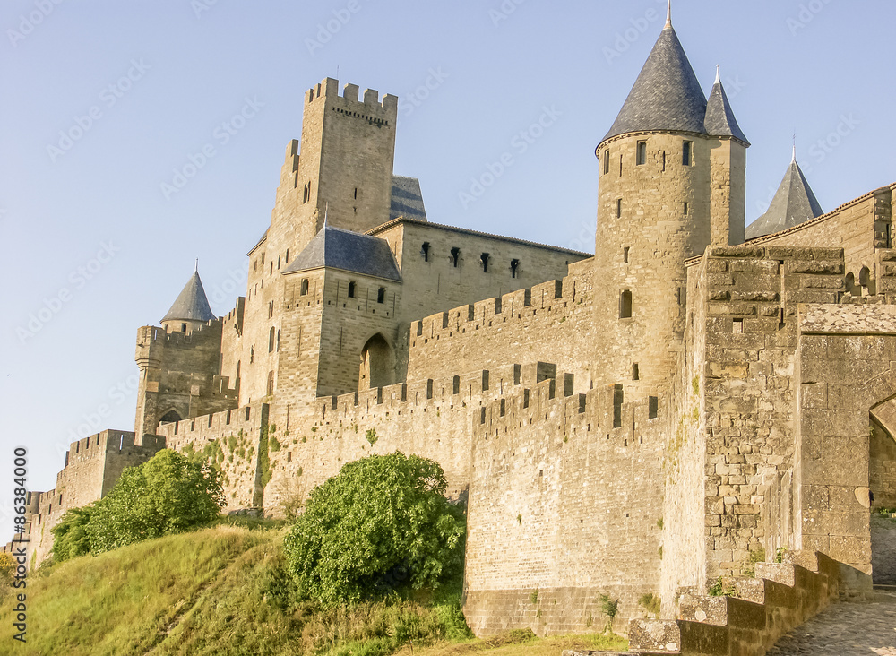  les remparts de la cité médiévale de Carcassonne 