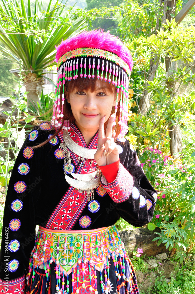 タイの少数民族の衣装を着た女性stock Photo Adobe Stock タイの少数民族の衣装を着た女性stock Photo Adobe Stock