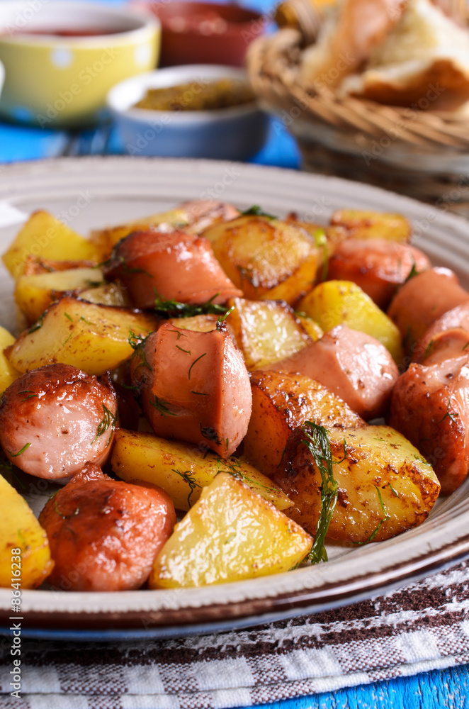 Potatoes with sausages Potatoes with sausages
