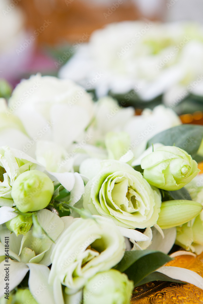 Fototapeta premium Floral arrangement at a wedding ceremony