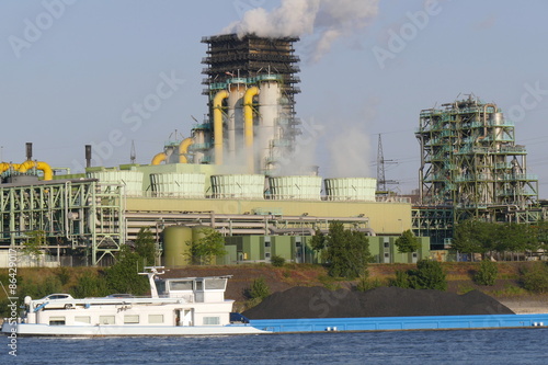 Industrie und Binnenschiffahrt photo