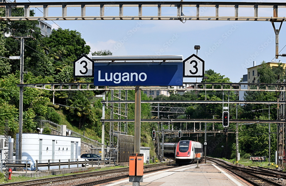 Fototapeta premium lugano...gare centrale