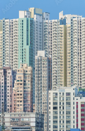 Residential buildings in Hong Kong © leeyiutung