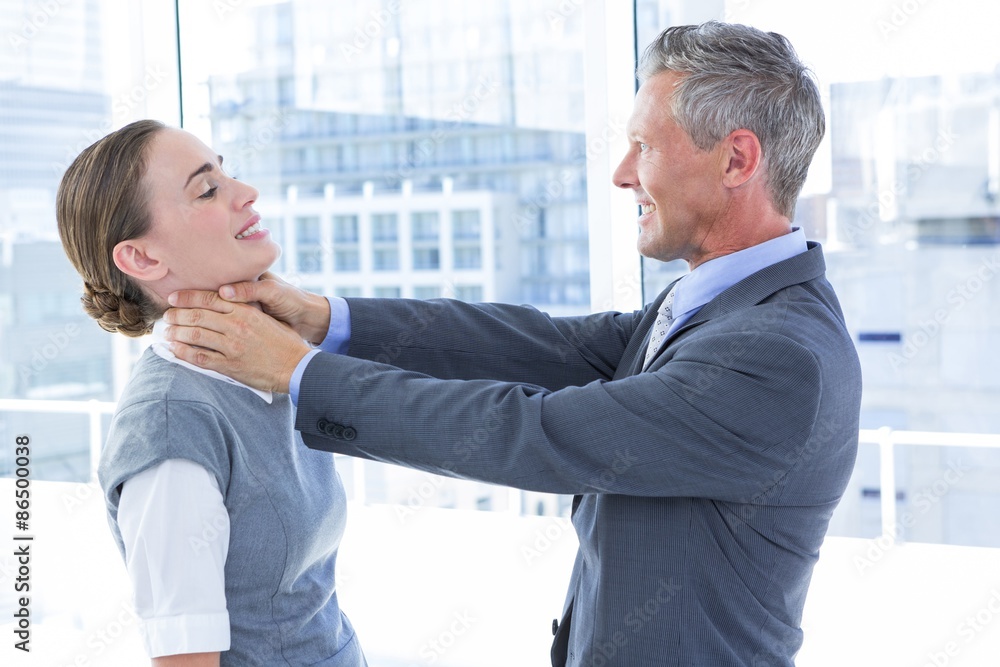 Ταπετσαρία Businessman trying to smother his colleague