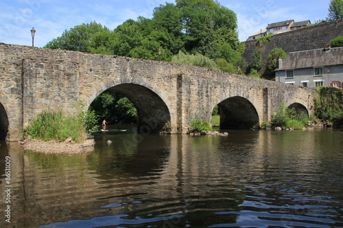 Pont "des Anglais" à Vigeois (Corrèze) © capude1957