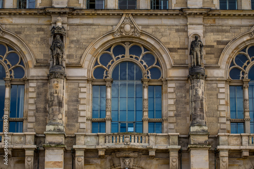 Fensterfassade vom neuen Rathaus in Hannover