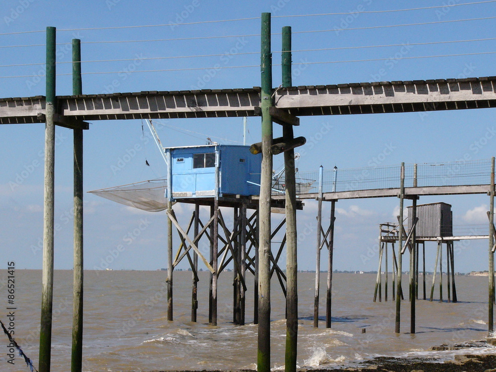 pontons-et-carrelets-stock-photo-adobe-stock