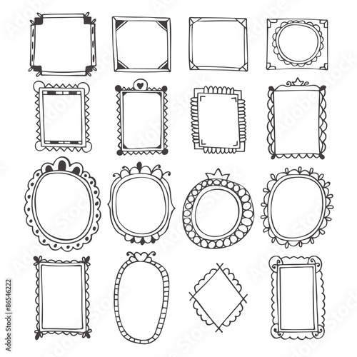 Vintage hand drawn frames. Doodle set of design elements