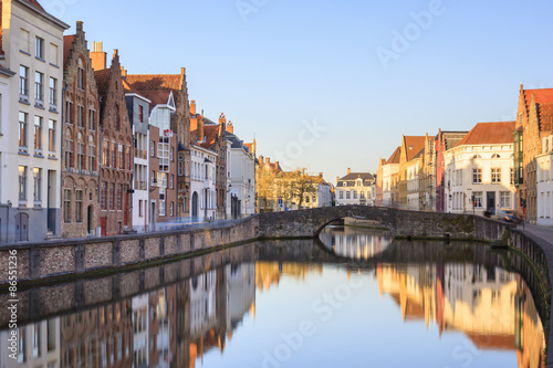 Slika na platnu Canals of Bruges, Belgium