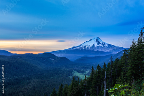 Beautiful Vista of Mount Hood in Oregon  USA