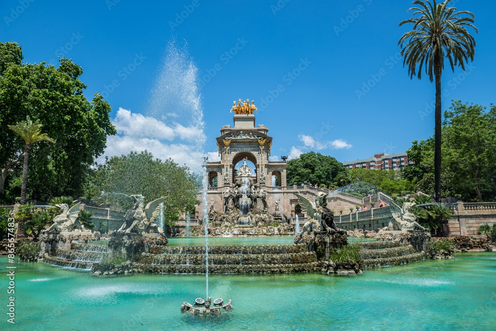 Fountain in Parc de la Ciutadella called Cascada in Barcelona, Spain - obrazy, fototapety, plakaty 