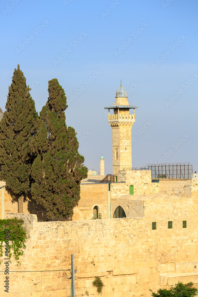 Fototapeta premium The square minaret on the Temple Mount