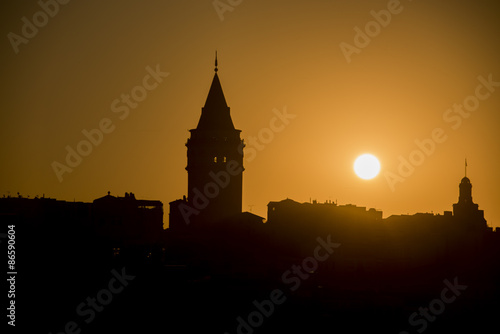 istanbul galata kulesi ve gündoğumu