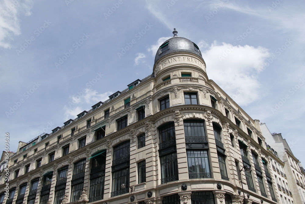 Immeuble ancien à Paris