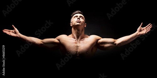 Gym, abs, biceps.