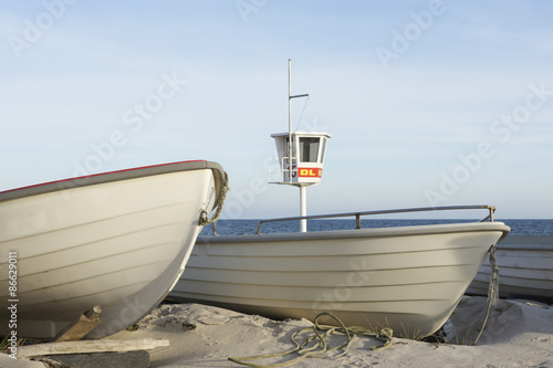 Fischerboote am Strand vom Ostseebad Dahme, Deutschland