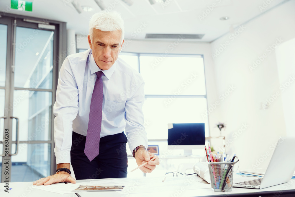 Obraz premium New plans and new decisions