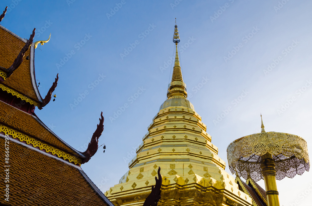Naklejka premium Wat Phrathat Doi Suthep Is One of Chiangmai's Most Beautiful Temples and A Tourist Attraction. (Northern Province of Thailand).