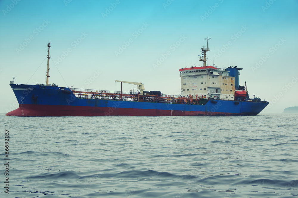 Fototapeta premium Oil tanker