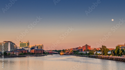 ミレニアム・ブリッジから見た風景