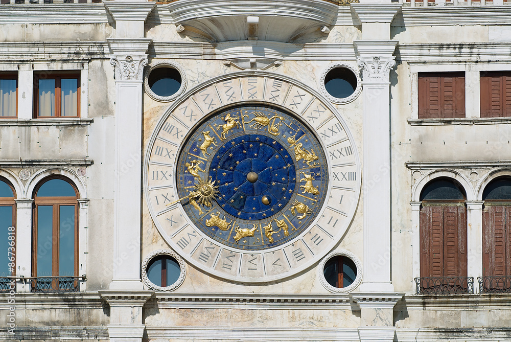 Obraz premium Exteriror detail of the Torre dell Orologio (Clock Tower) in Venice, Italy.