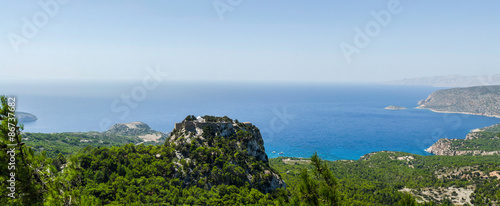 Fototapeta Naklejka Na Ścianę i Meble -  Panorama of the coast of the island