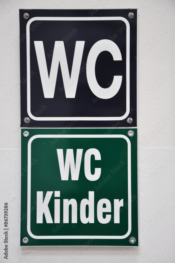 hinweisschild-wc-kinder-wc-stock-foto-adobe-stock