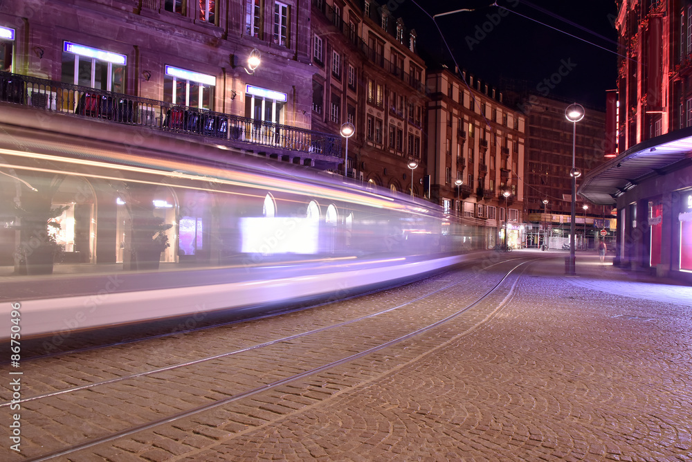 Tramway de nuit à Strasbourg