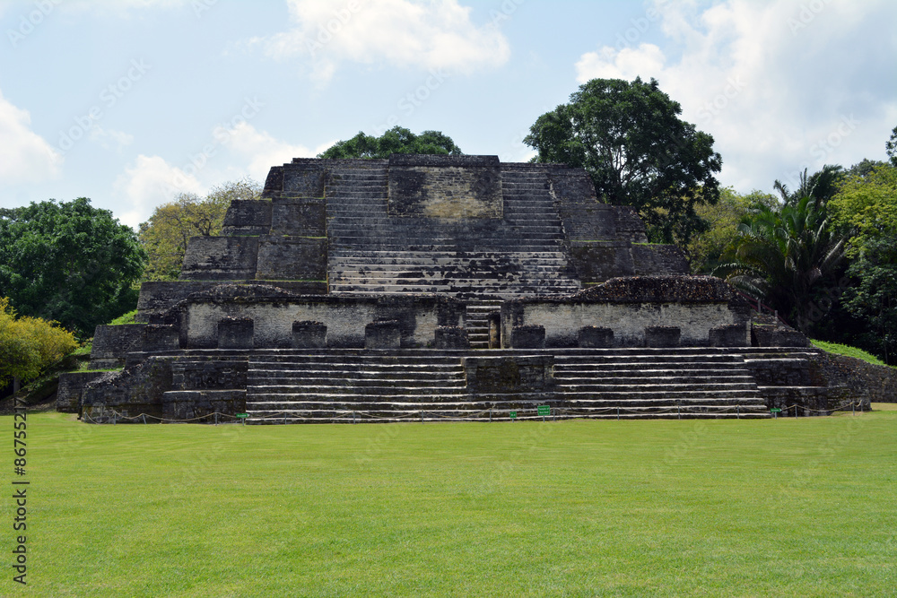 Altun Ha Temple/ Sun God Mayan Ruins Altun Ha Temple/ Sun God Mayan Ruins