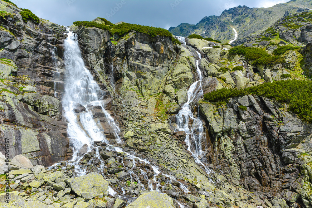 Fototapeta premium Skok waterfall, High Tatras in Slovakia