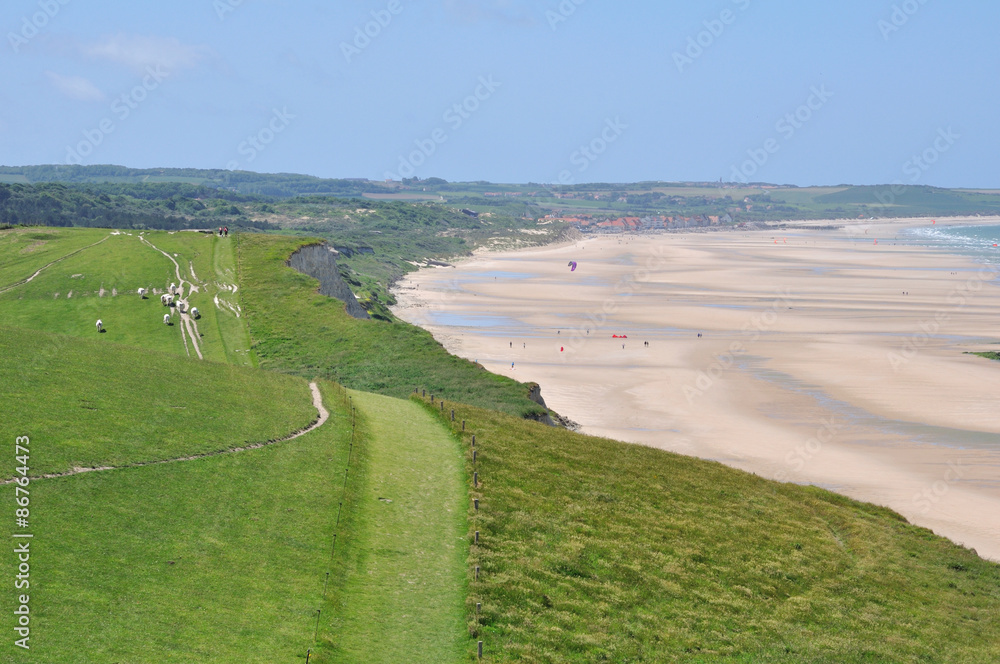 Superbe vue sur la mer et le sentier de randonnée des deux caps Superbe vue sur la mer et le sentier de randonnée des deux caps
