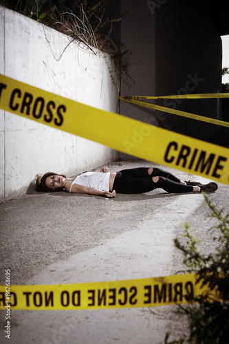 Accident or murder? Addicted woman photo